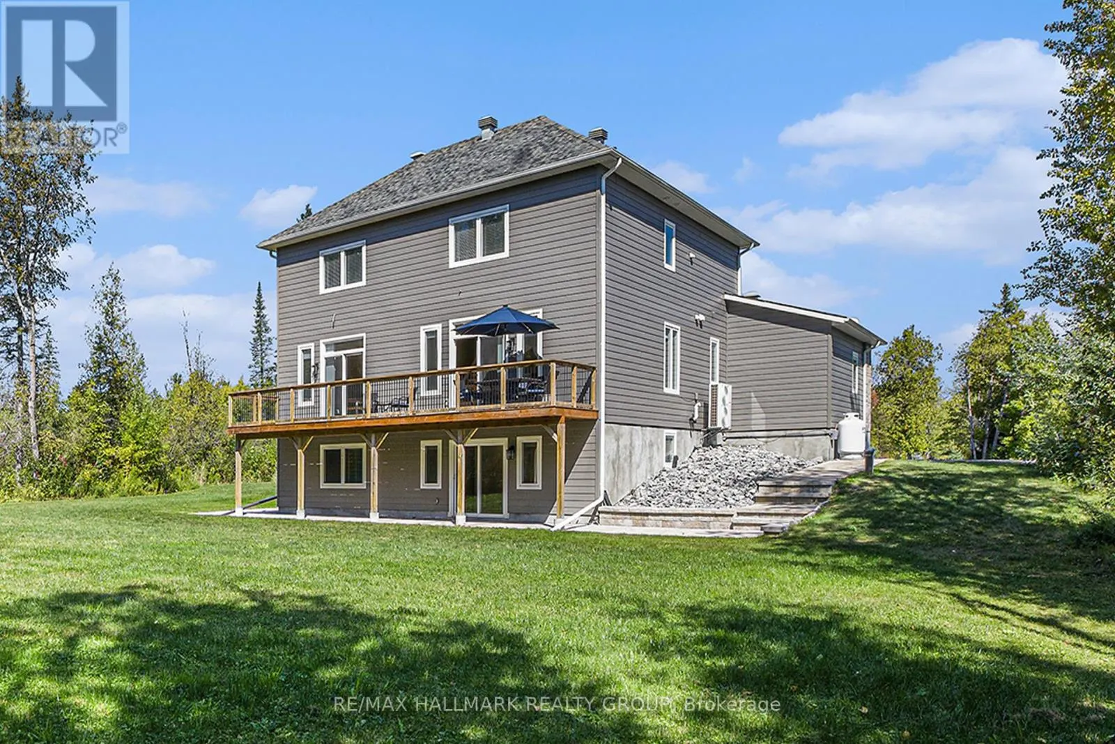 156 COUNTRY MEADOW DRIVE