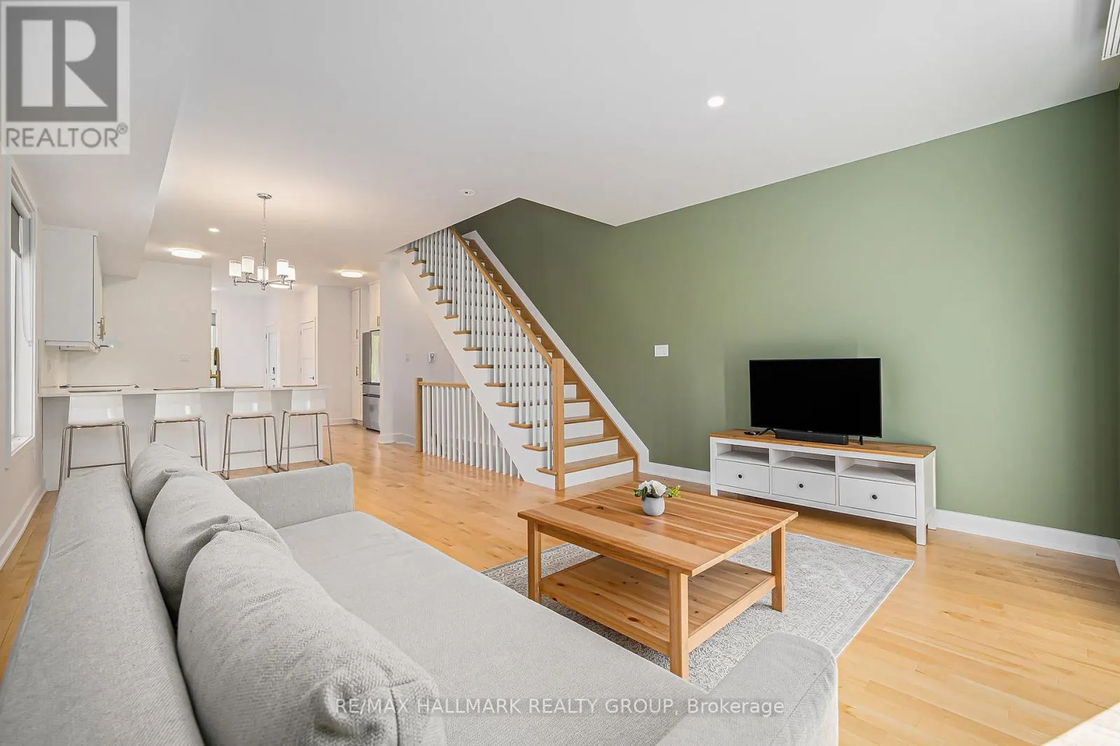 156 COUNTRY MEADOW DRIVE