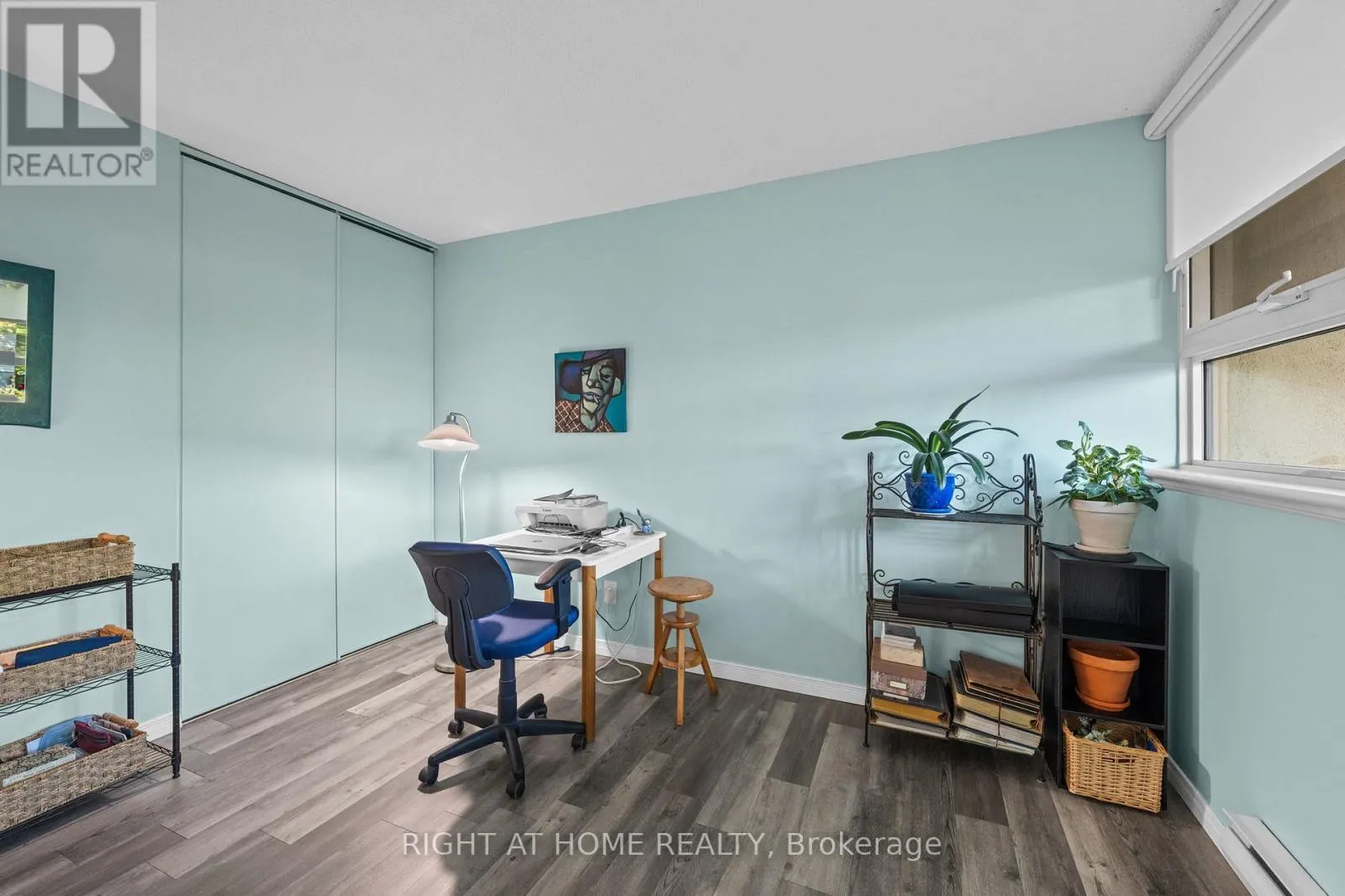 106 - 555 BRITTANY DRIVE