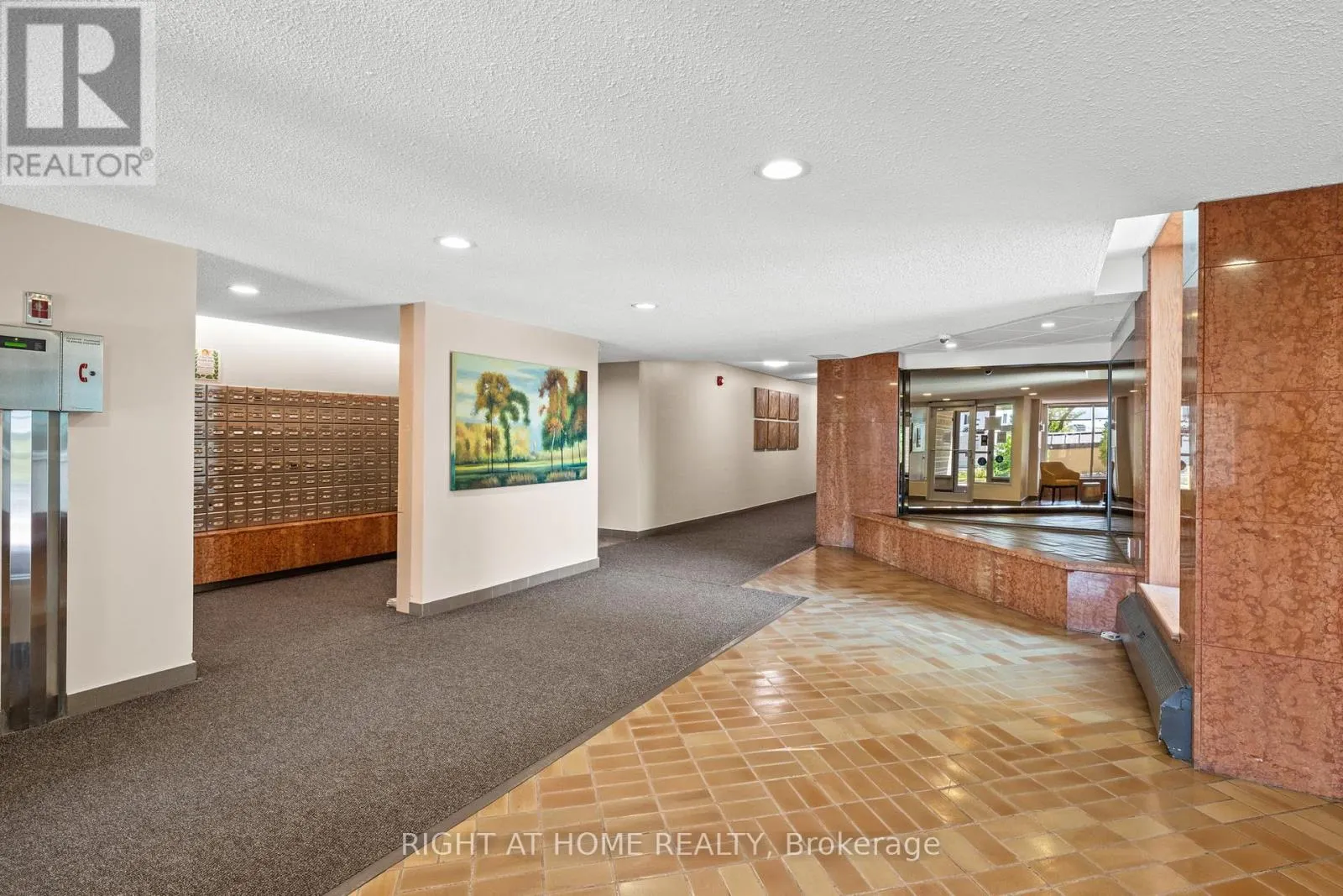 106 - 555 BRITTANY DRIVE