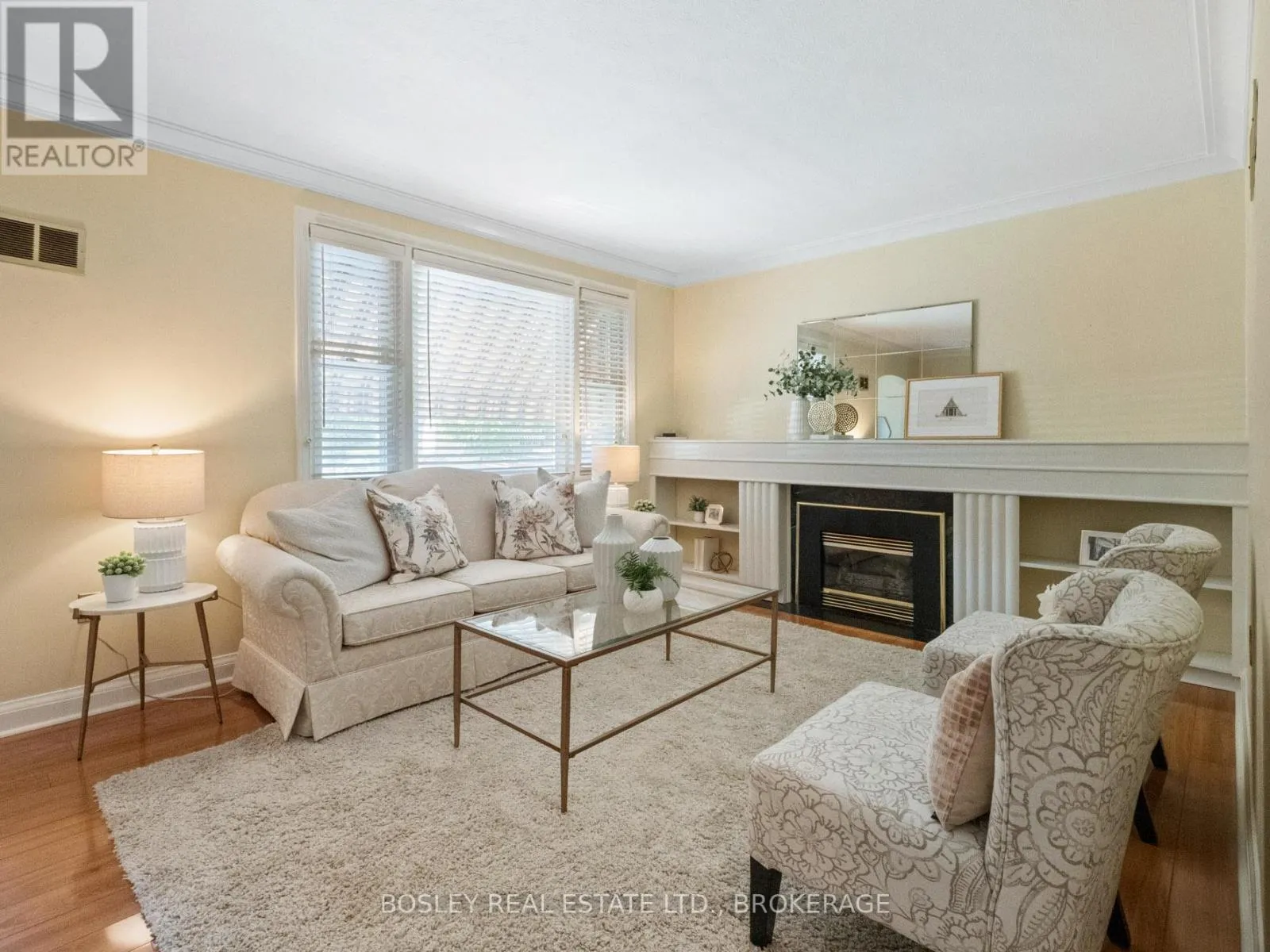 10 CAMERON ROAD