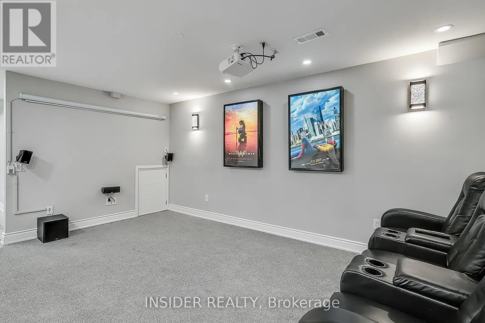 35 LANGLAW DRIVE
