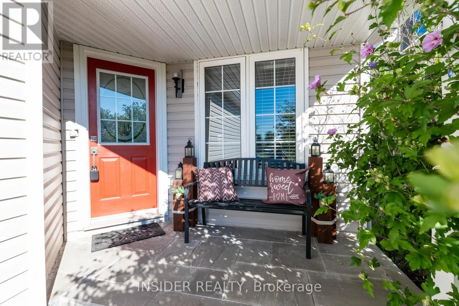 35 LANGLAW DRIVE