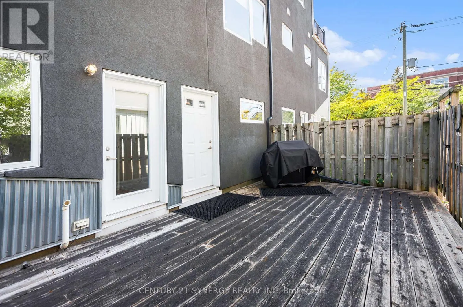 1137 GLADSTONE AVENUE