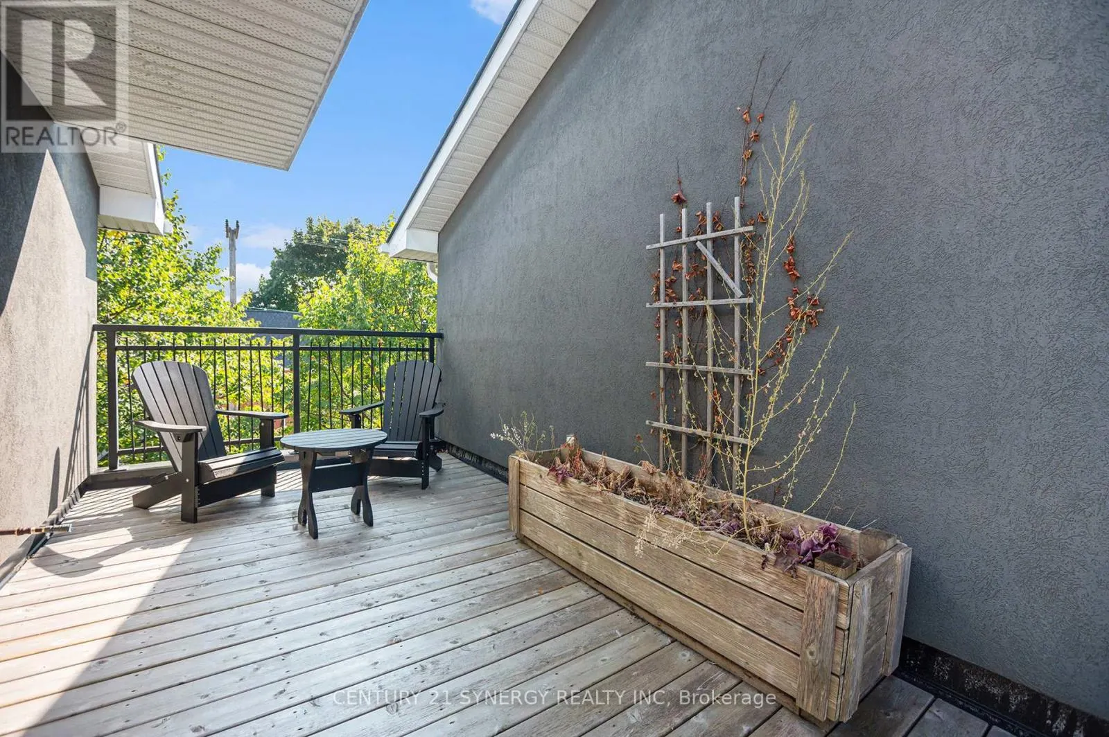 1137 GLADSTONE AVENUE