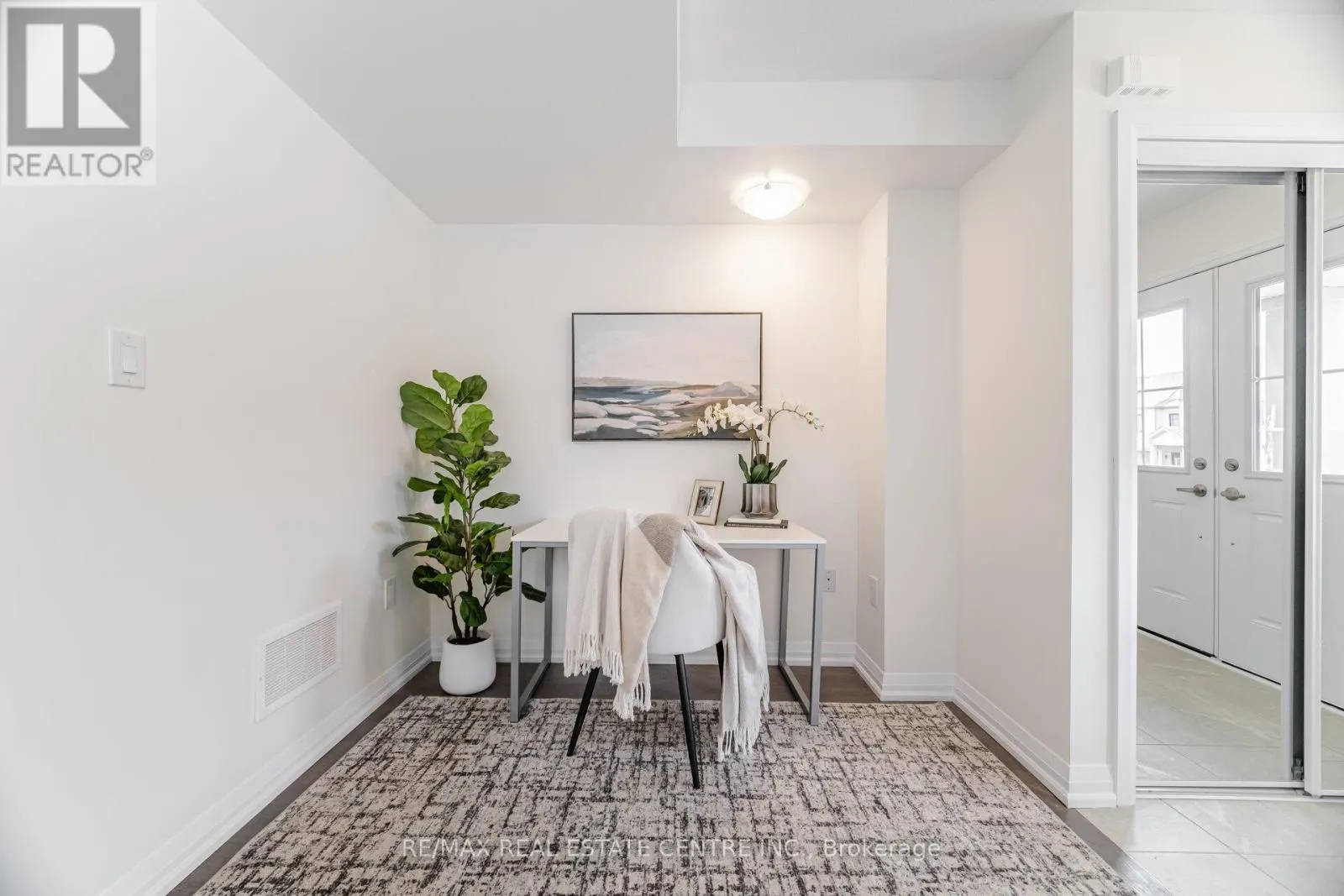 33 GRANVILLE CRESCENT