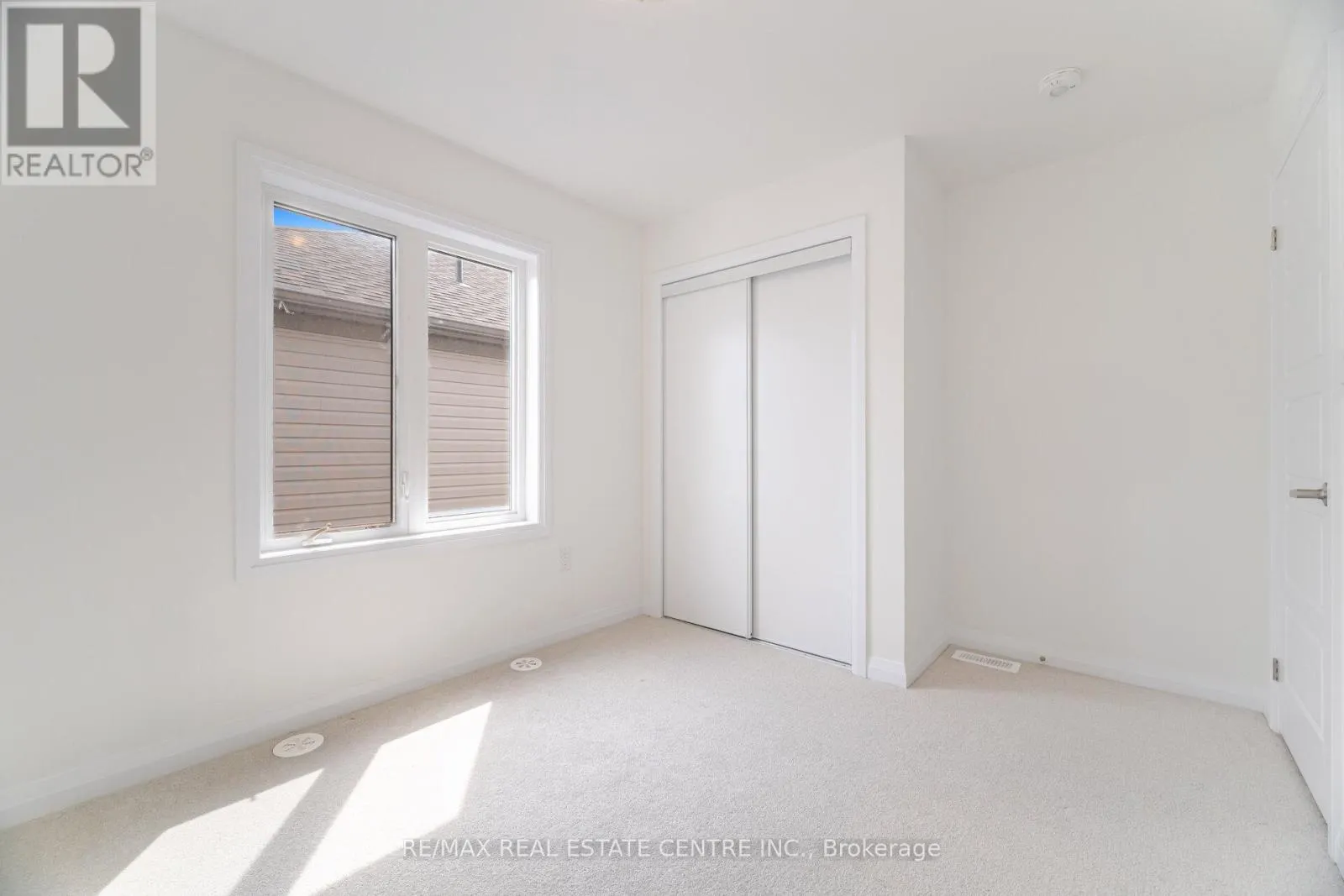 33 GRANVILLE CRESCENT