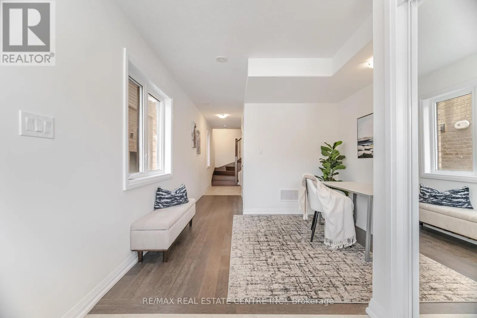 33 GRANVILLE CRESCENT