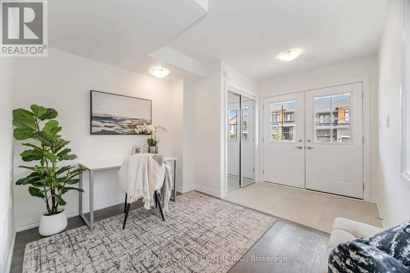 33 GRANVILLE CRESCENT