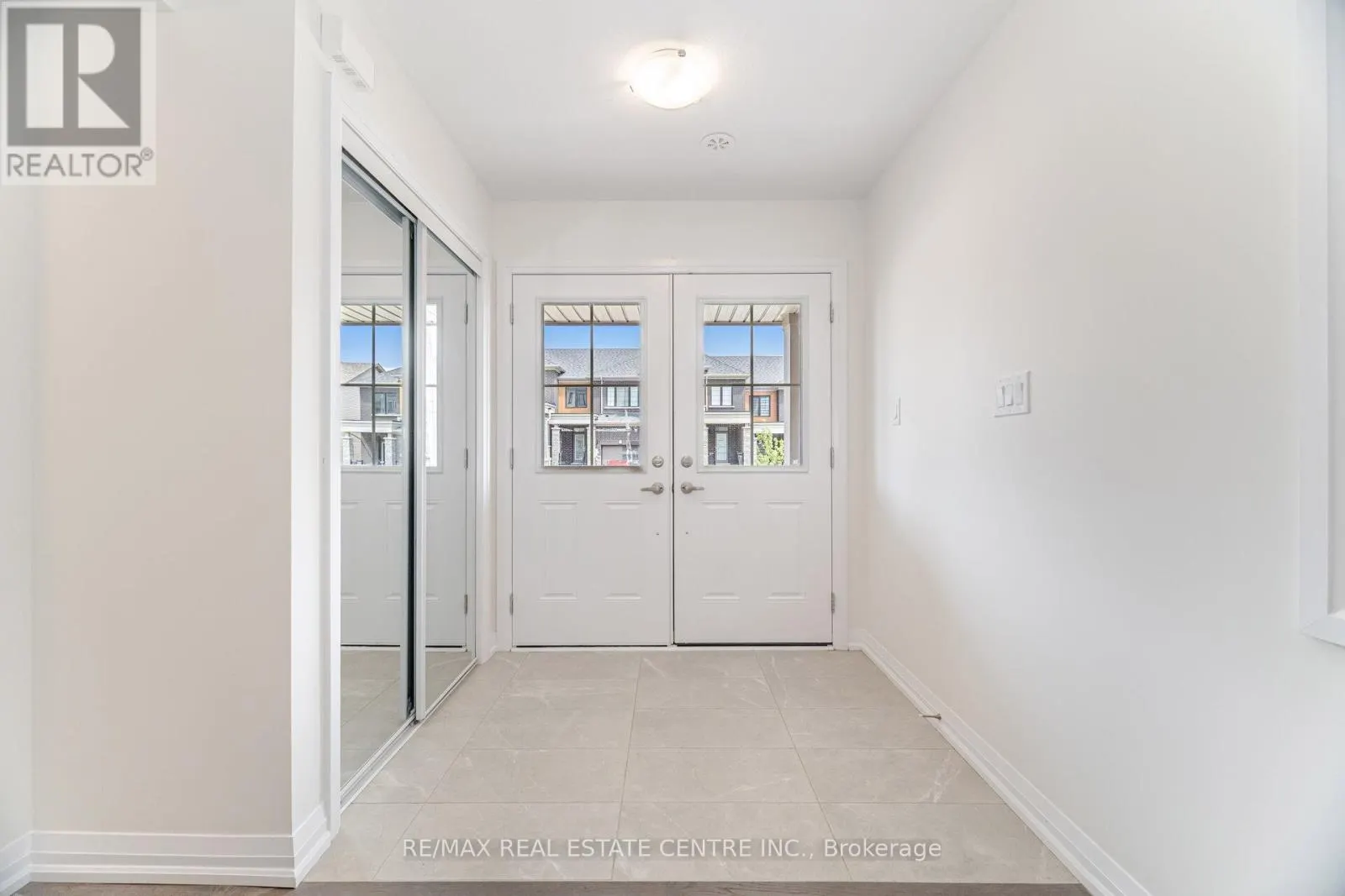 33 GRANVILLE CRESCENT