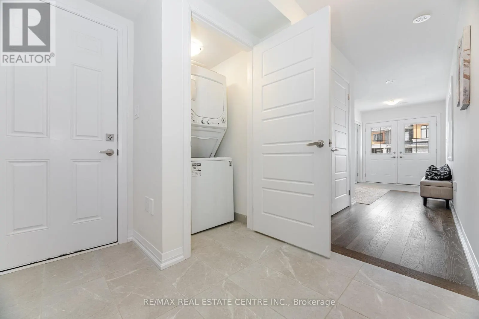 33 GRANVILLE CRESCENT
