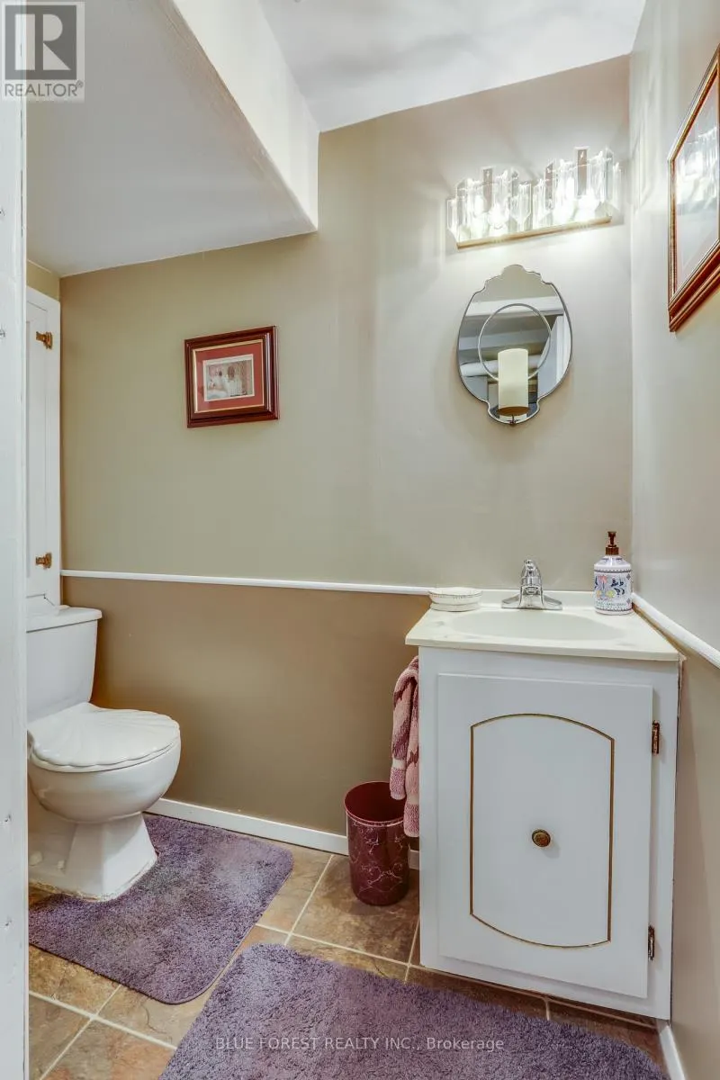 6 ASHBURY AVENUE