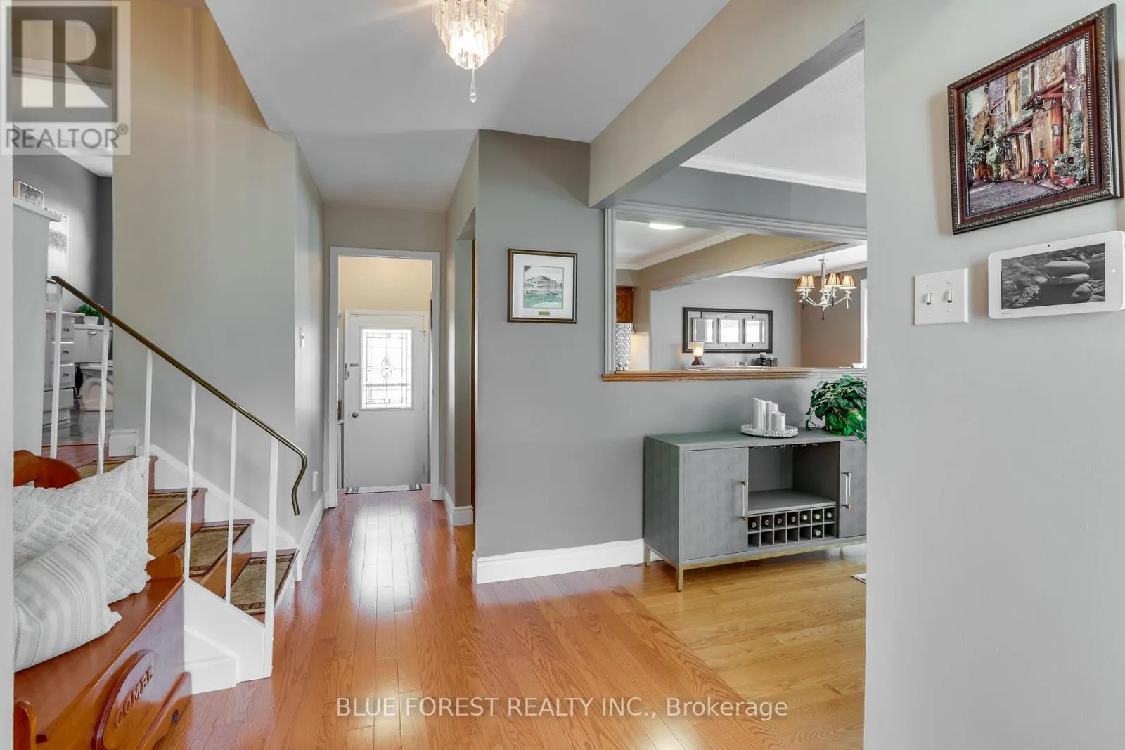 6 ASHBURY AVENUE