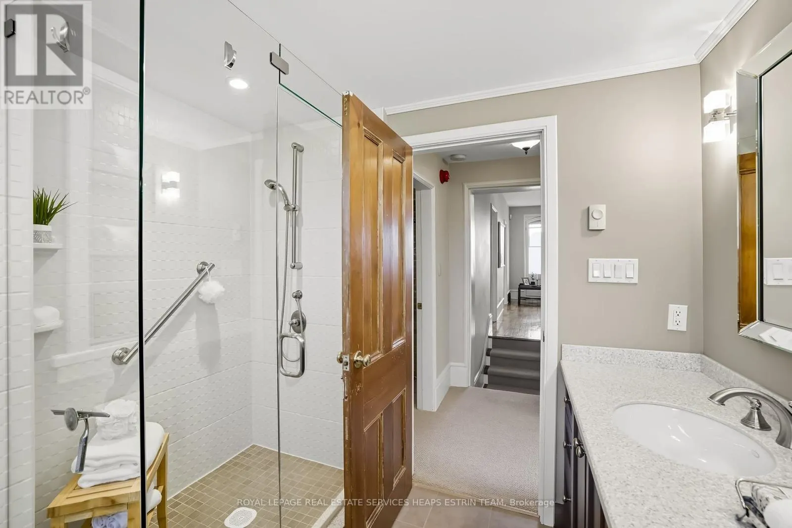 332 RIDOUT STREET