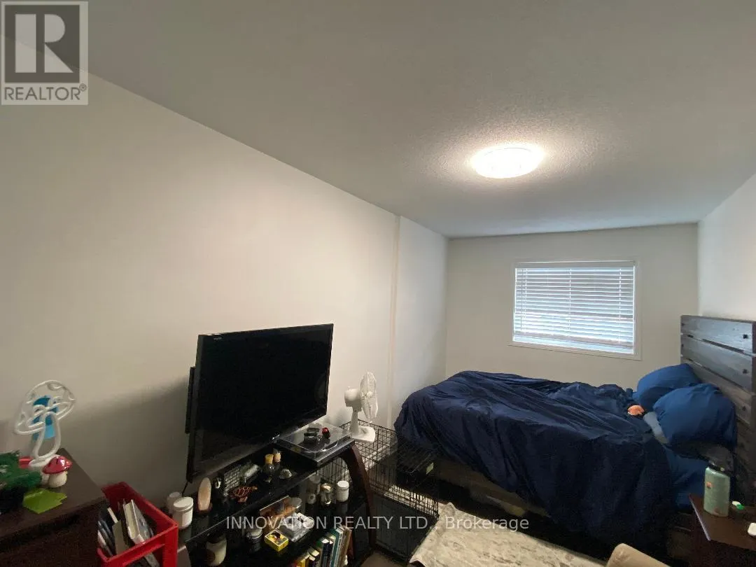 16 SANTA CRUZ PRIVATE