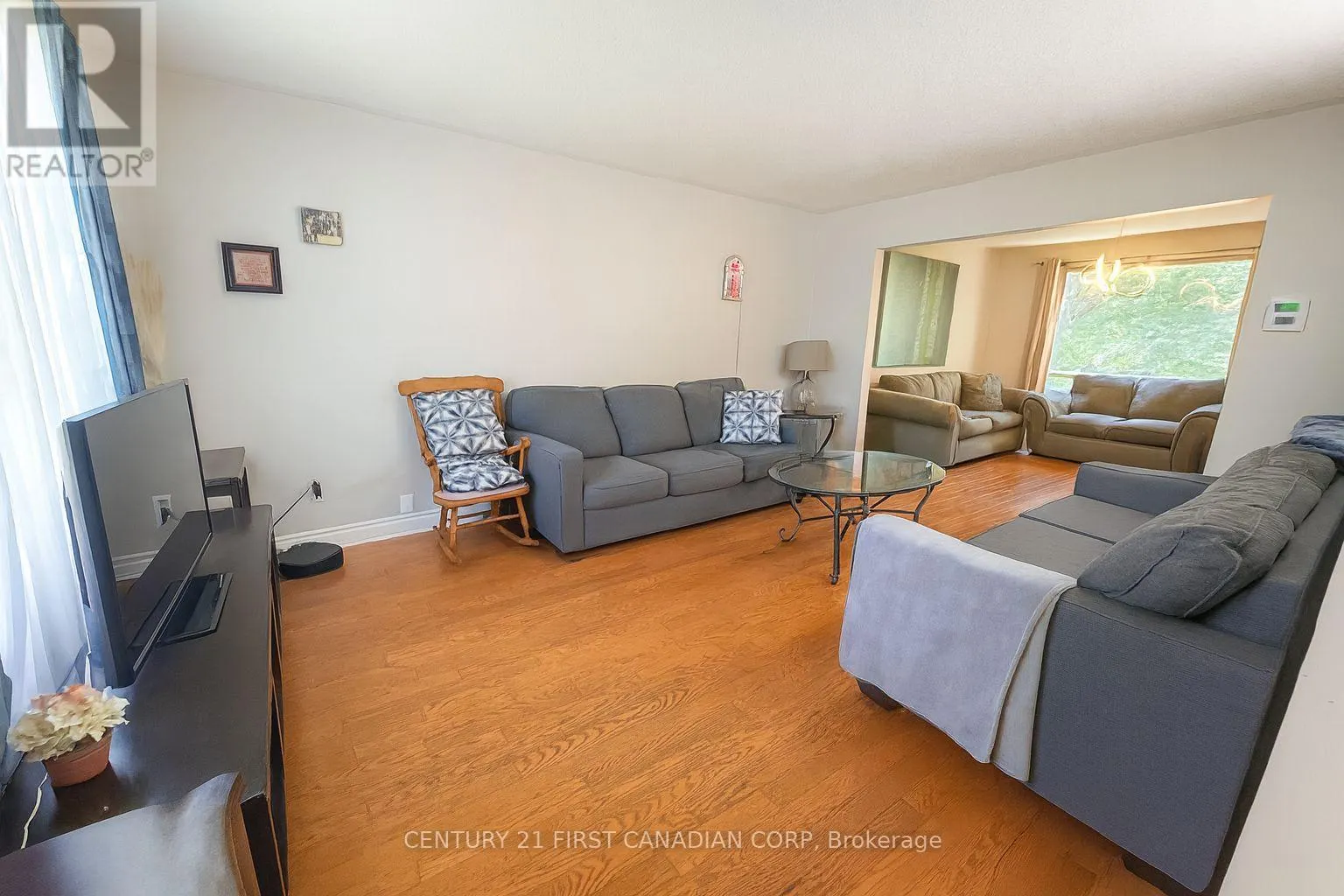 46 COMOX COURT
