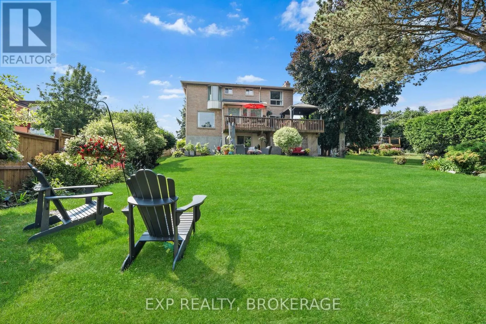 564 BRAESIDE CRESCENT