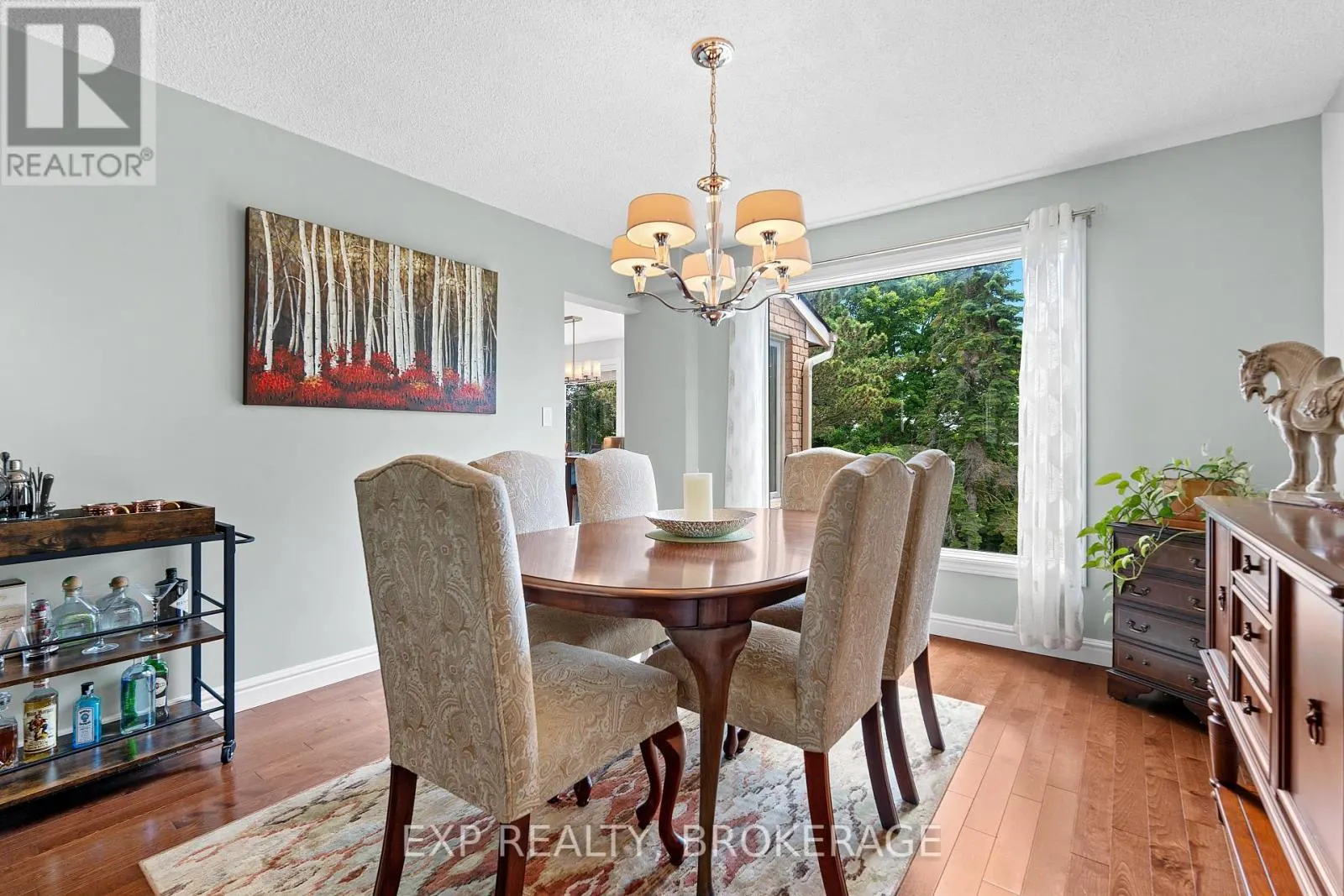 564 BRAESIDE CRESCENT