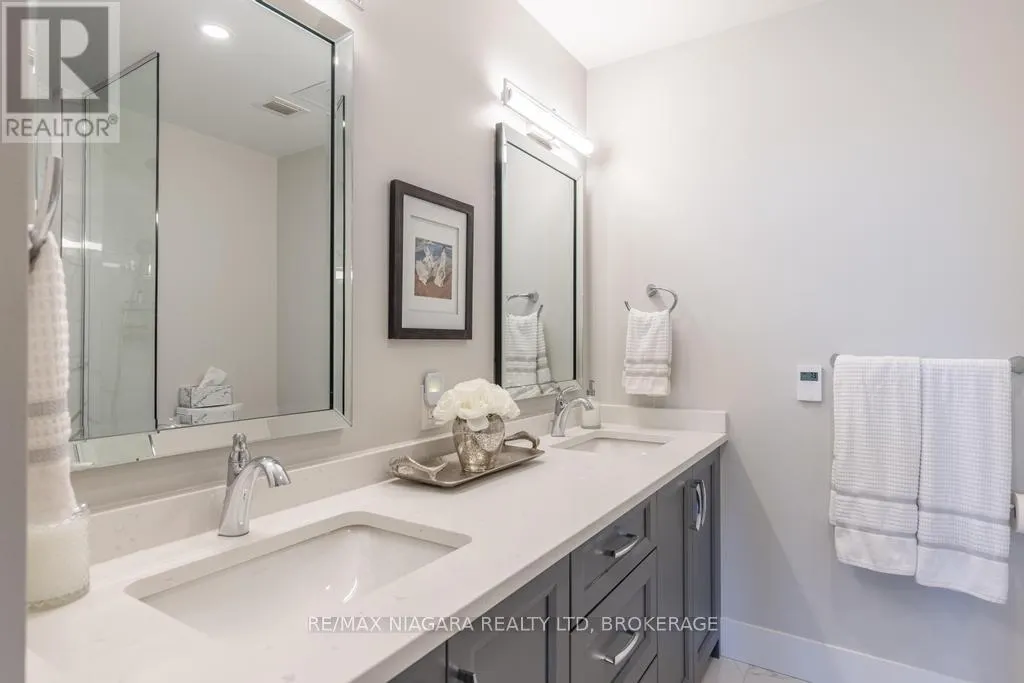 302 - 57 LAKEPORT ROAD, #302