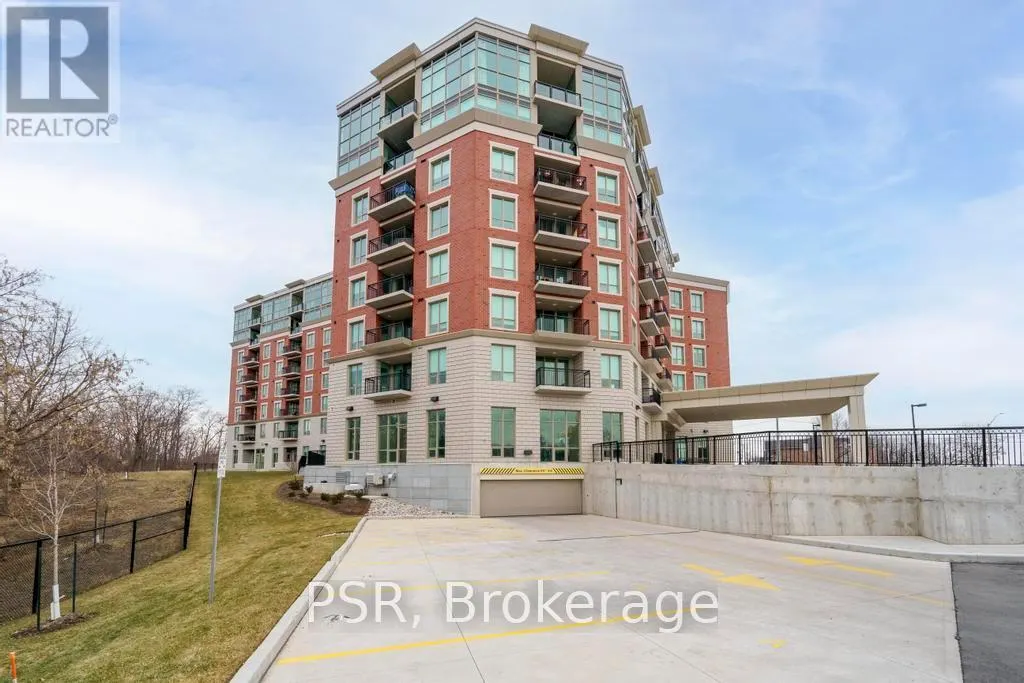 215 - 2750 KING STREET E