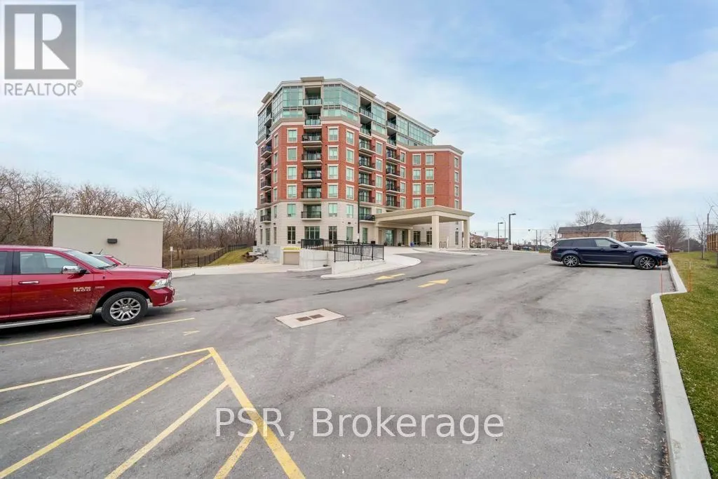 215 - 2750 KING STREET E