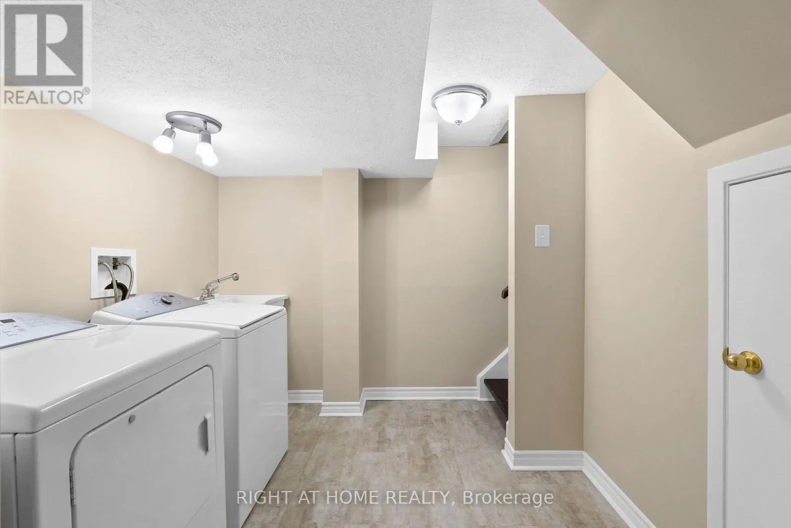 235 THISTLEDOWN COURT