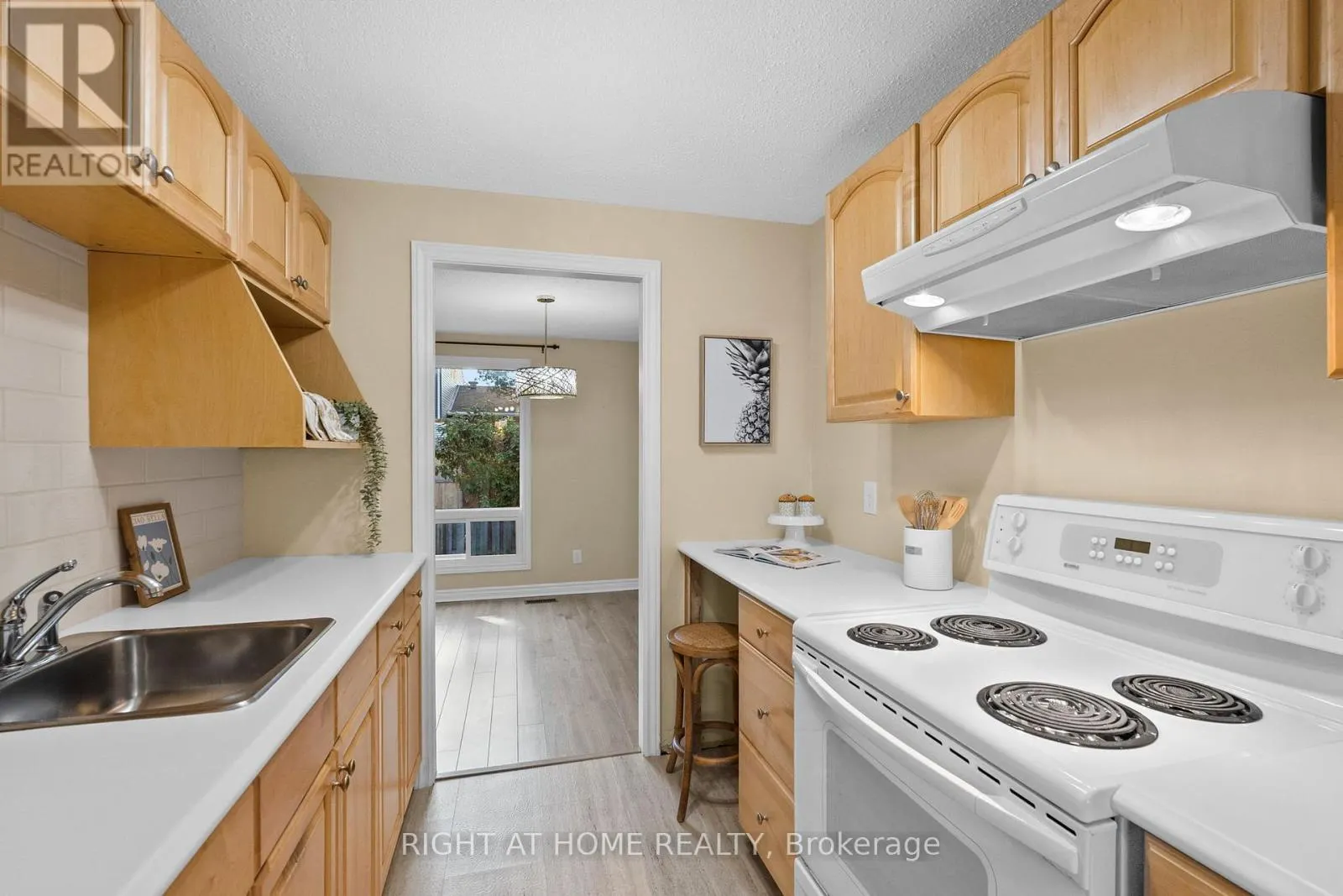 235 THISTLEDOWN COURT