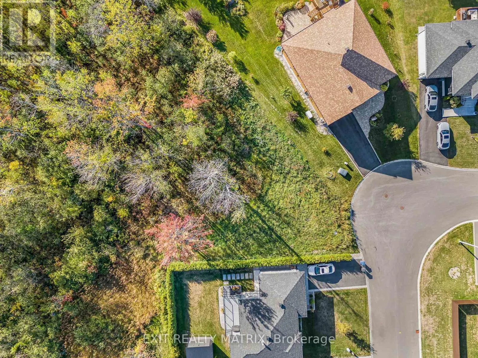 740 ROXANE CRESCENT