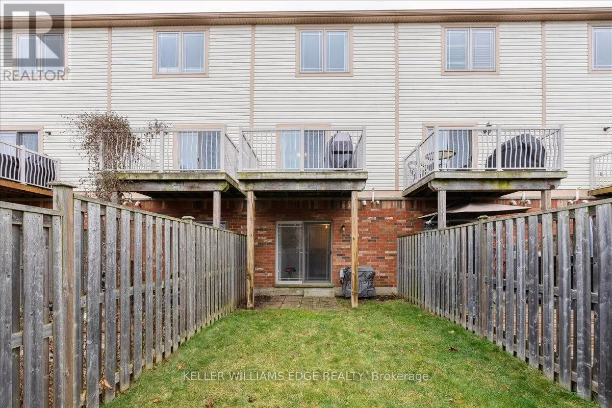 65 WILLOW LANE