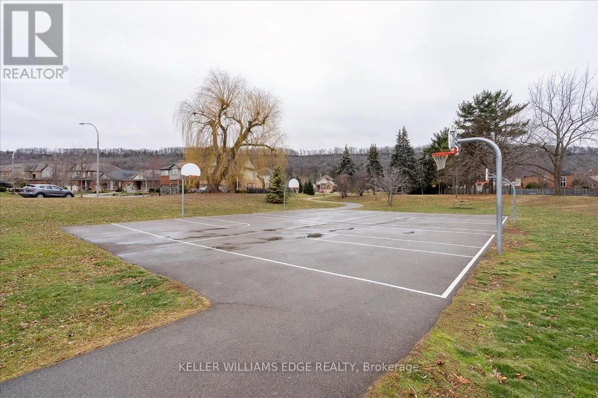 65 WILLOW LANE
