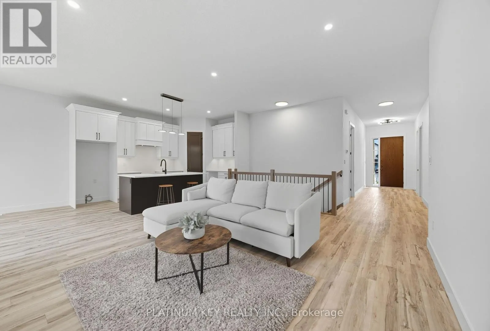 32 BRISCOE CRESCENT