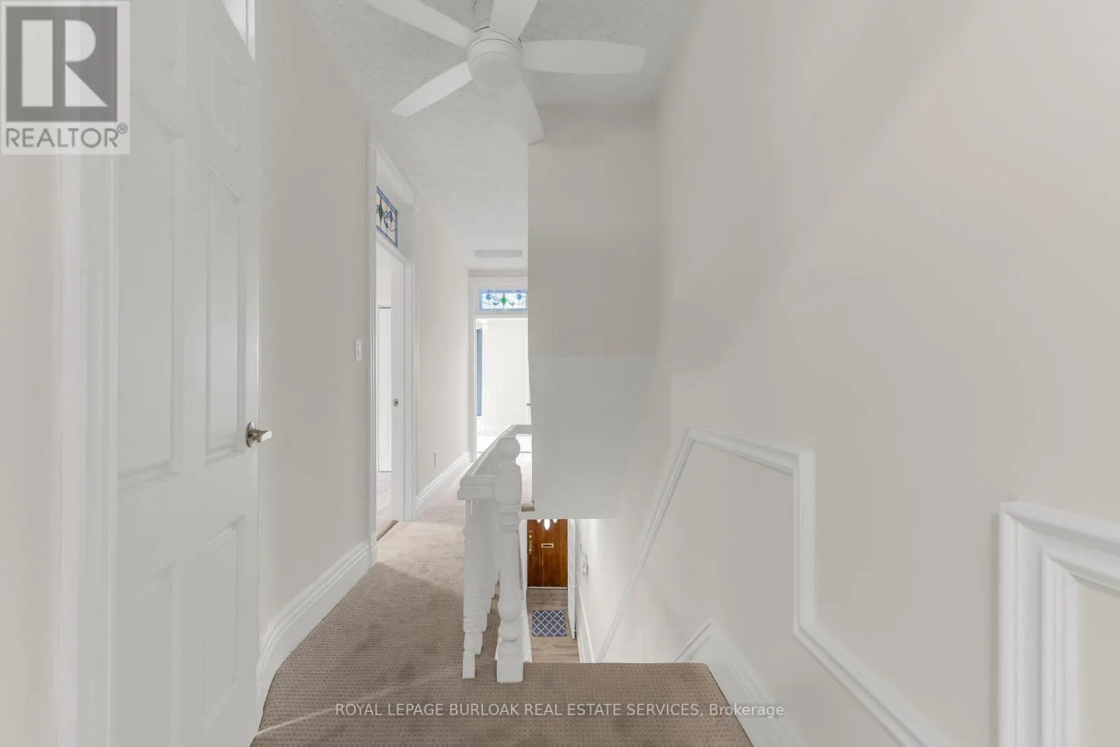16 MURRAY STREET E