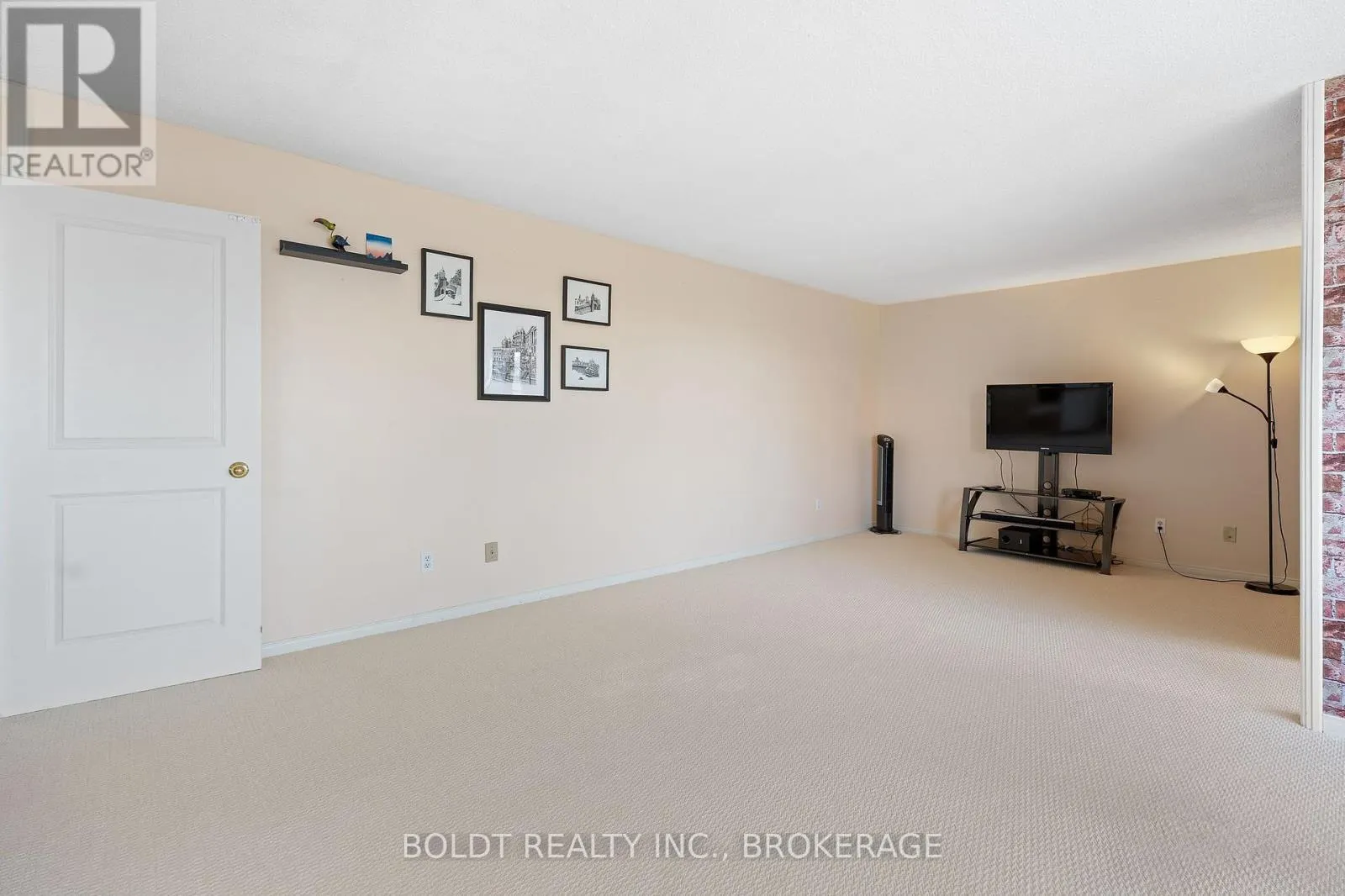 501 - 3 TOWERING HEIGHTS BOULEVARD, #501