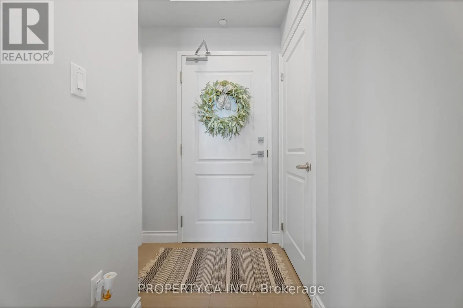 239 - 101 SHOREVIEW PLACE