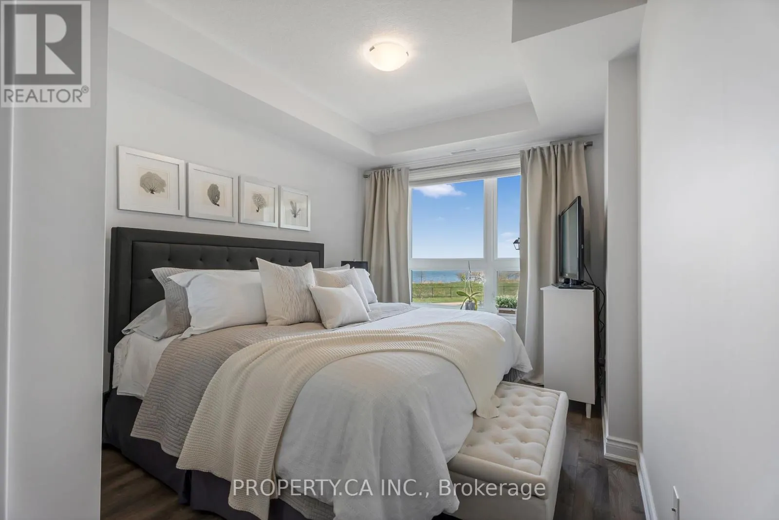 239 - 101 SHOREVIEW PLACE