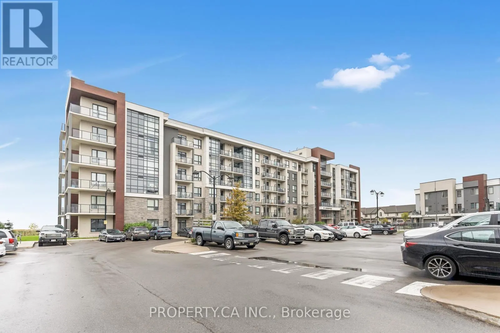 239 - 101 SHOREVIEW PLACE