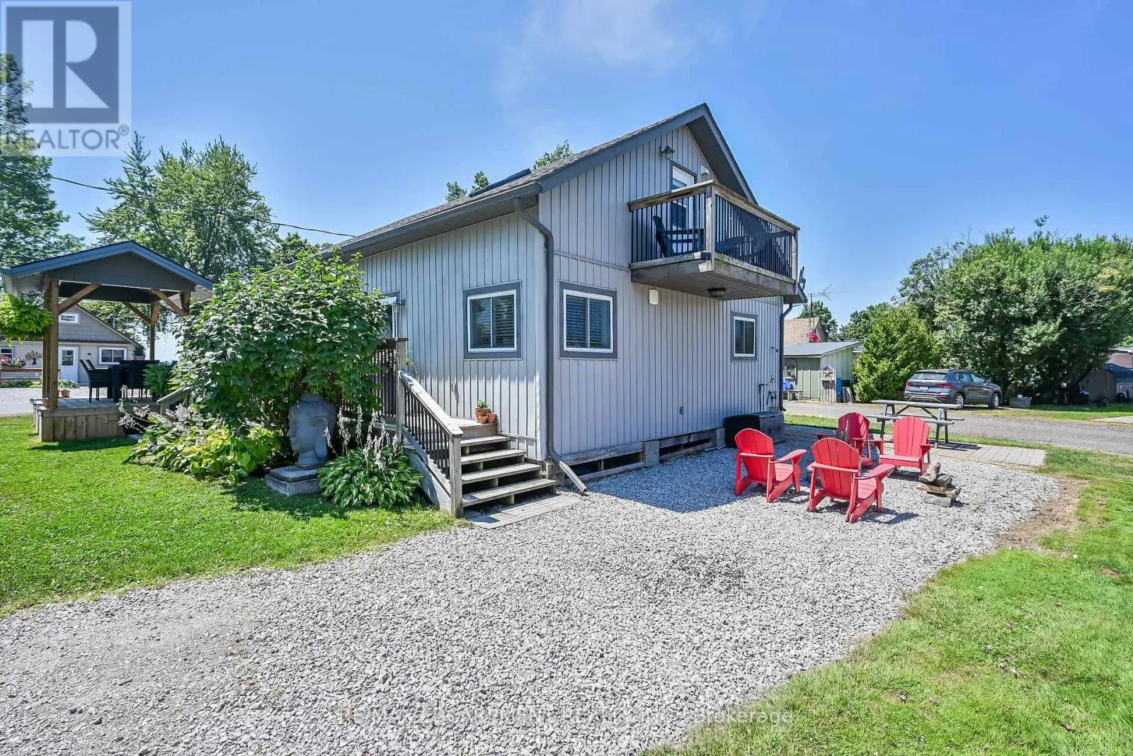 55 LAKESIDE DRIVE