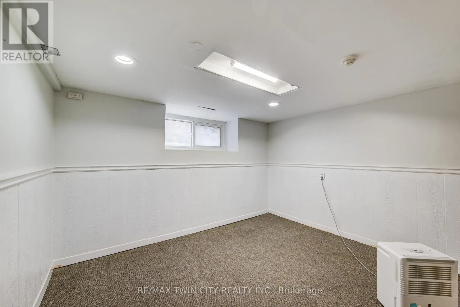 19 SCHNEIDER AVENUE