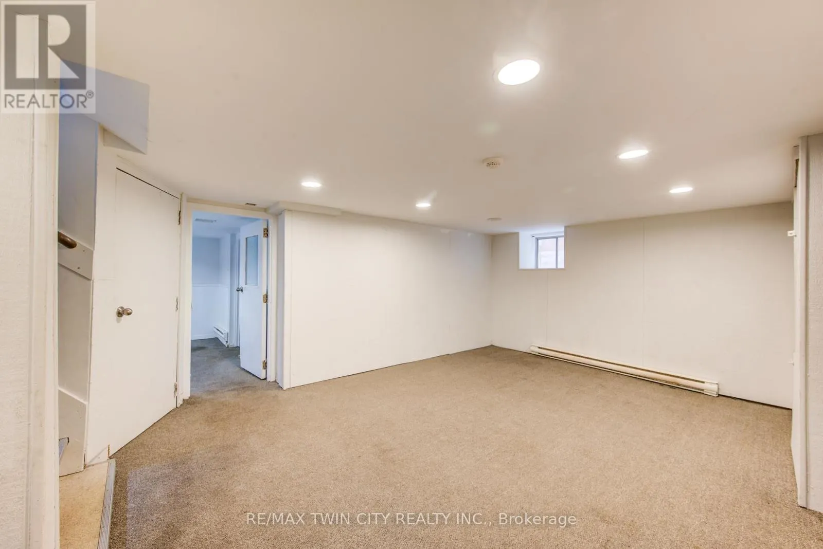 19 SCHNEIDER AVENUE
