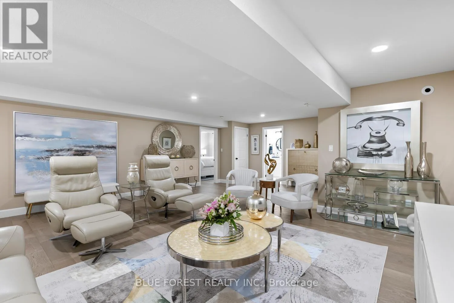 28 WEIR CRESCENT