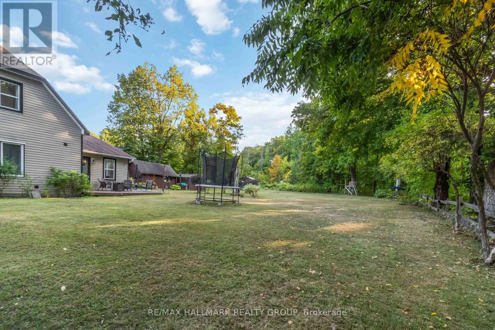 6 ALGONKIN TRAIL