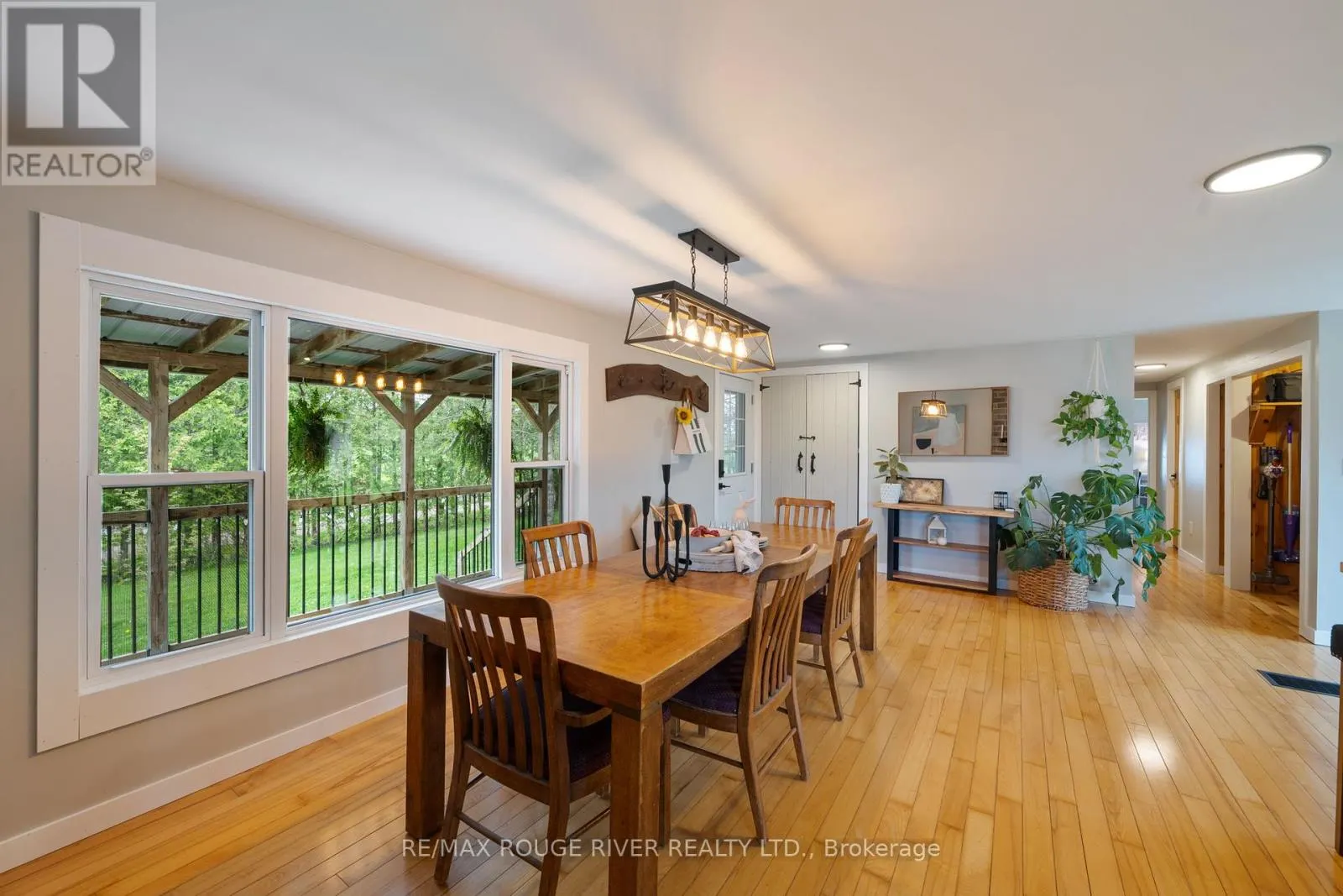 566 COTTINGHAM ROAD