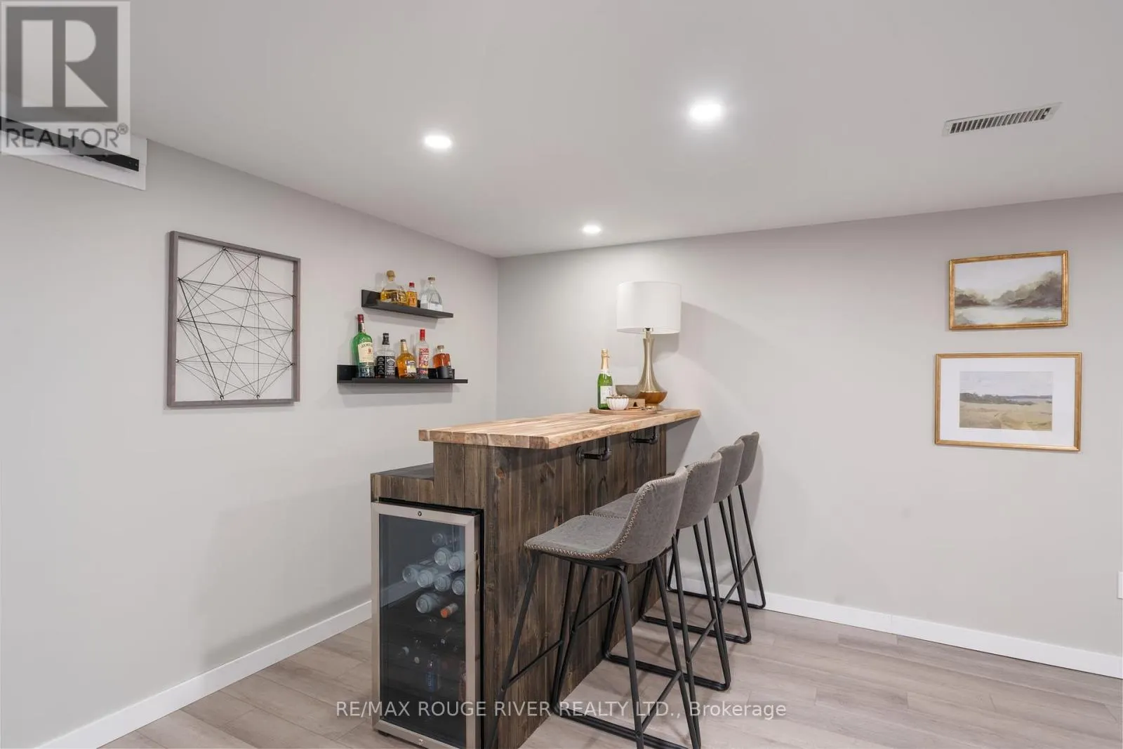 566 COTTINGHAM ROAD