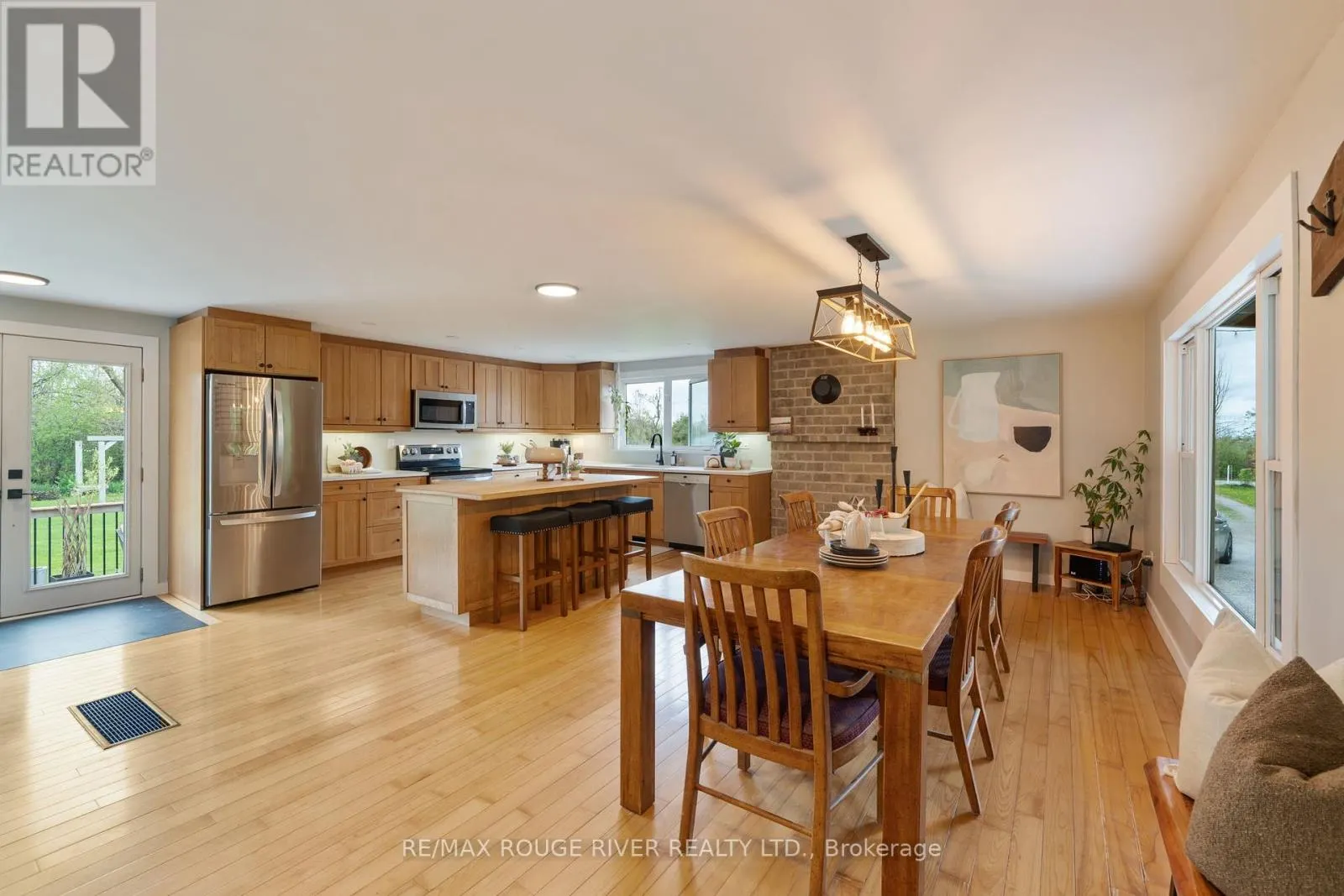 566 COTTINGHAM ROAD