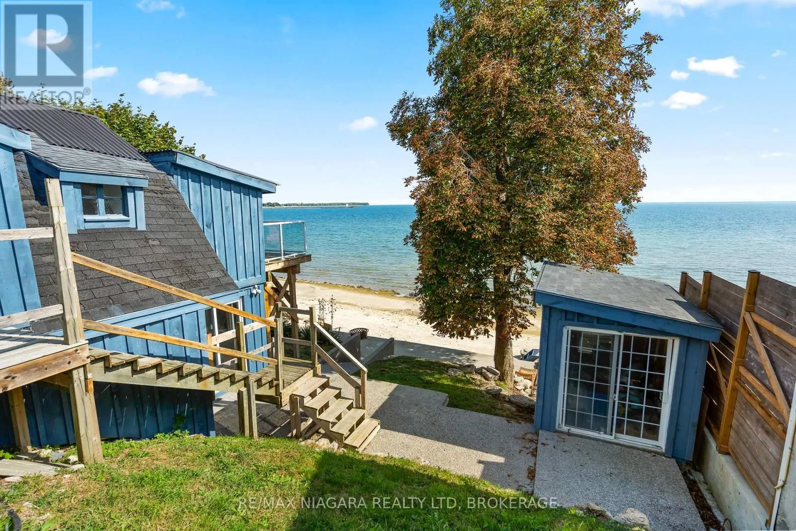 105 LIGHTHOUSE DRIVE