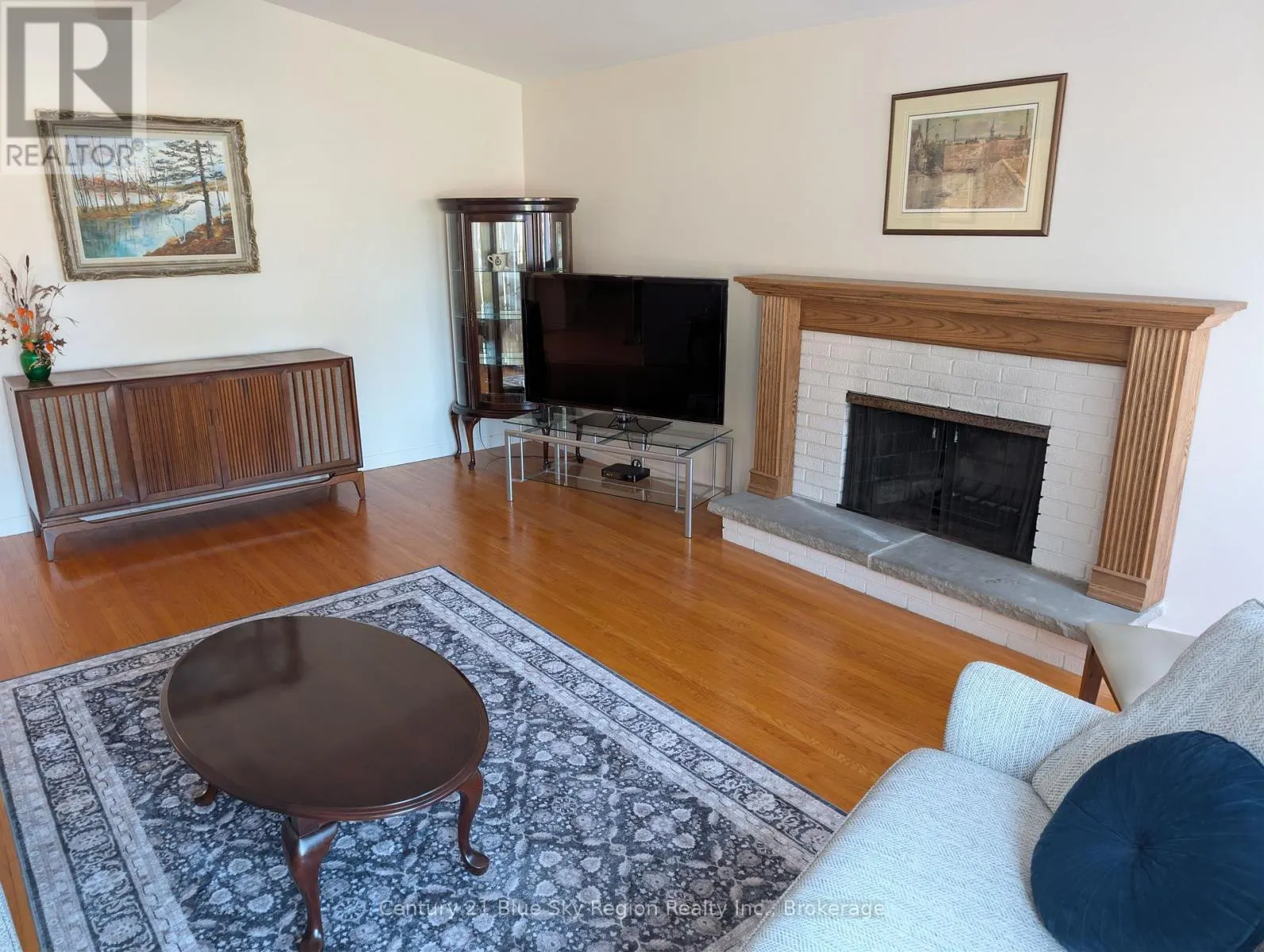734 BIRCHWOOD ROAD