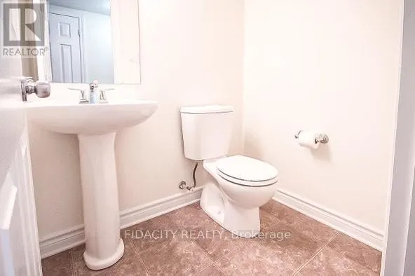 2 - 525 STONEFIELD PRIVATE