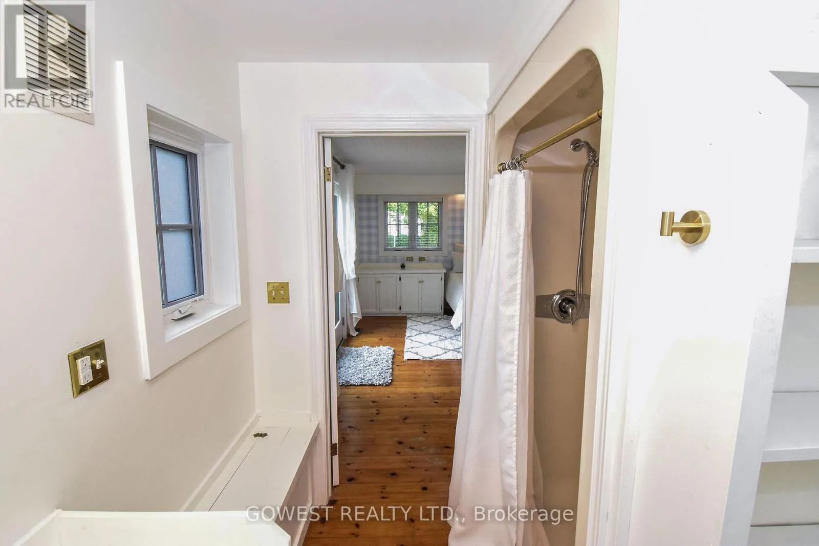 98 DELATER STREET