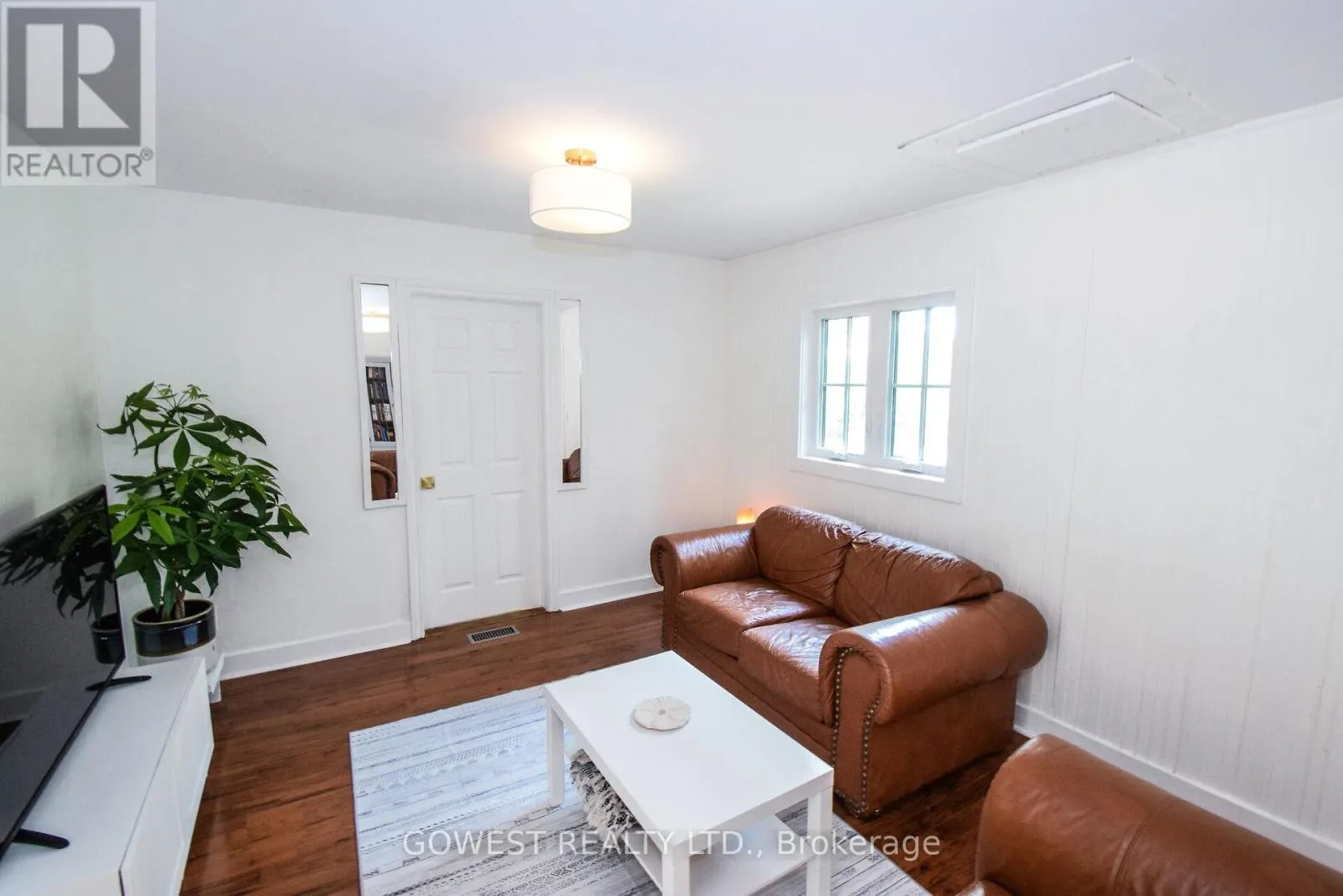 98 DELATER STREET