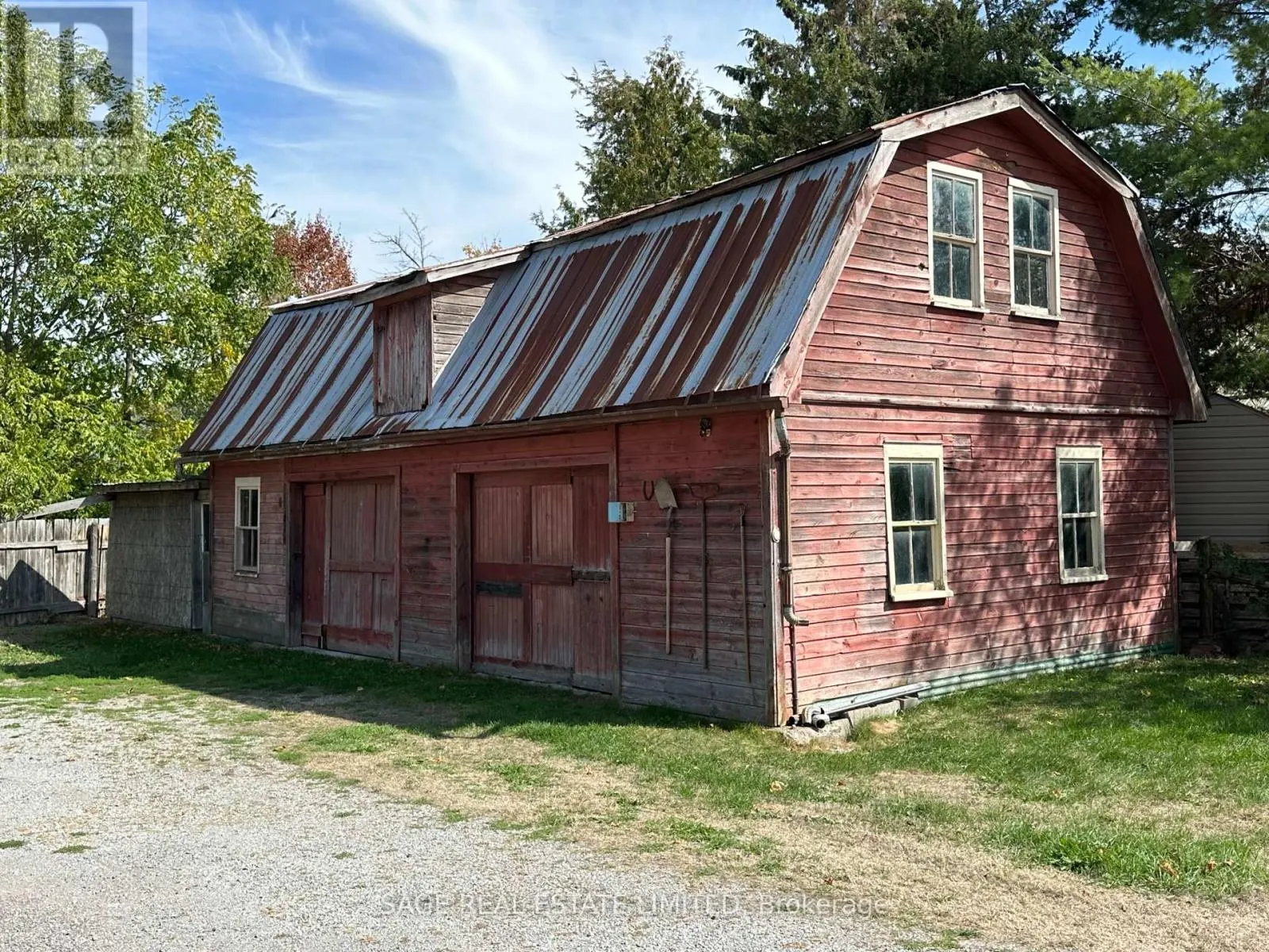 33 JOHN STREET